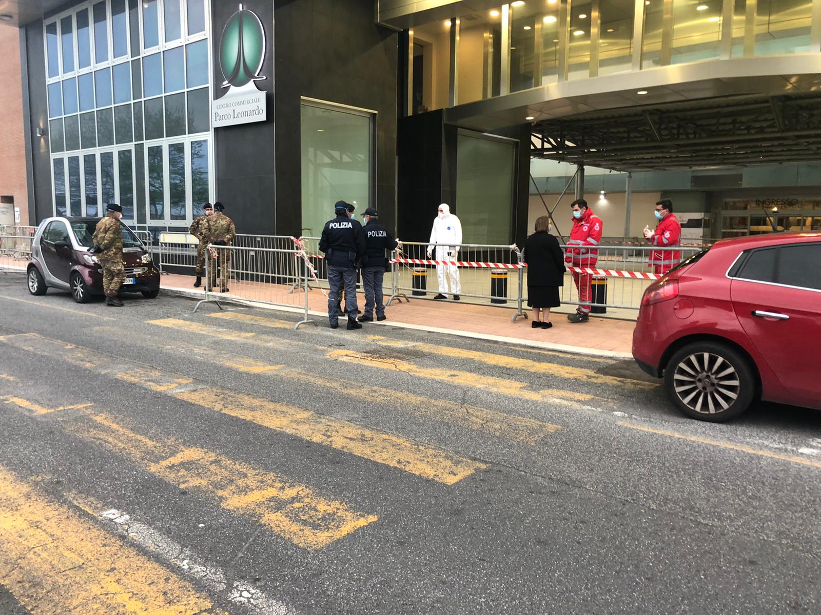 HOTEL ISOLATO PARCO LEONARDO esercito1