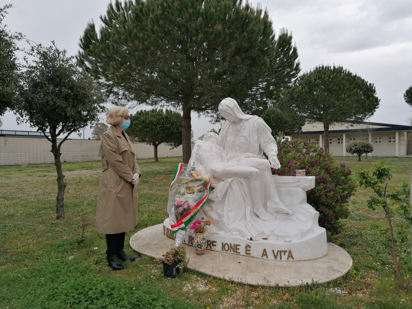 anselmi fiori cimiteri2