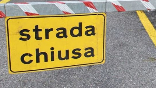 strada chiusa
